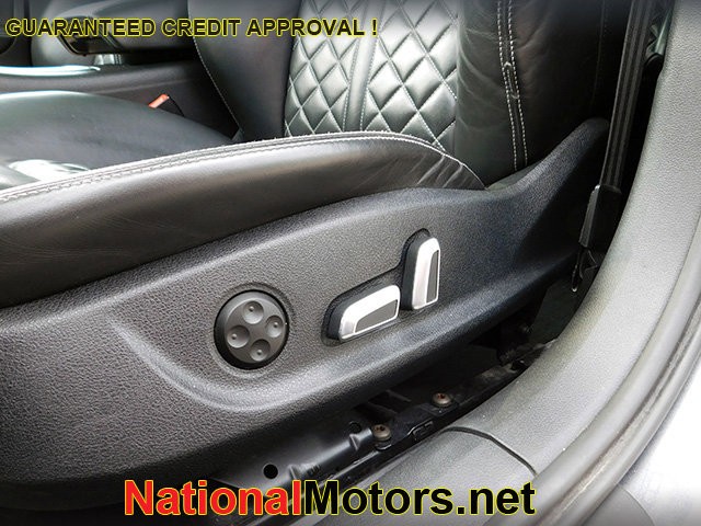 Audi S6 Vehicle Image 14