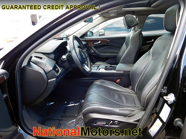 Acura TLX Vehicle Image 11