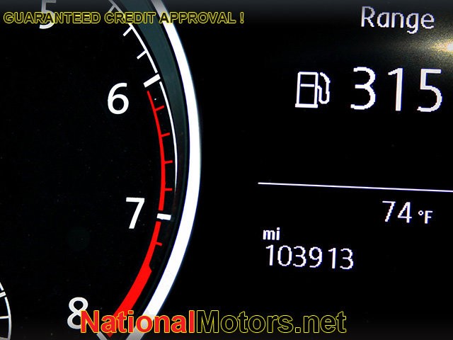 Volkswagen Golf Alltrack Vehicle Image 23