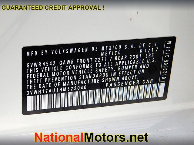 Volkswagen Golf Alltrack Vehicle Image 25