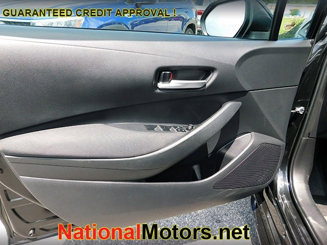 Toyota Corolla Vehicle Image 12