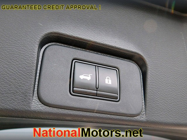 Nissan Rogue Vehicle Image 07