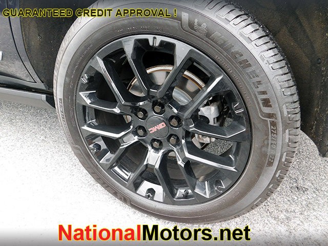 GMC Yukon Vehicle Image 07