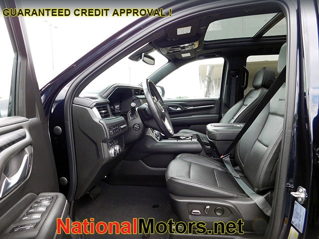 GMC Yukon Vehicle Image 16