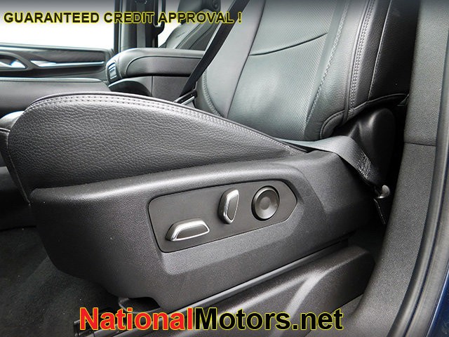 GMC Yukon Vehicle Image 17