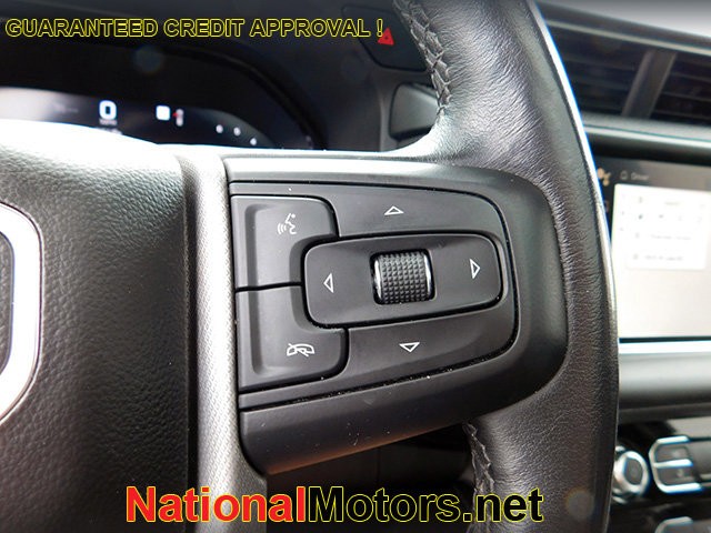 GMC Yukon Vehicle Image 24