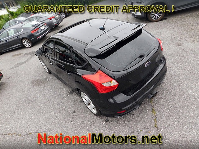 Ford Focus Vehicle Image 04