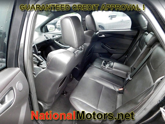 Ford Focus Vehicle Image 07
