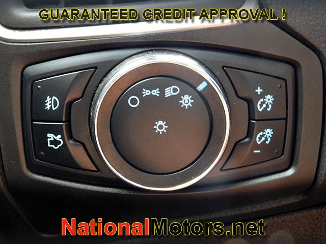 Ford Focus Vehicle Image 20
