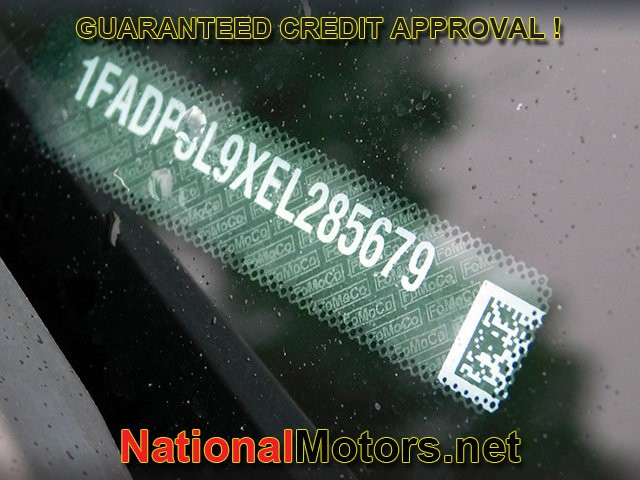 Ford Focus Vehicle Image 21