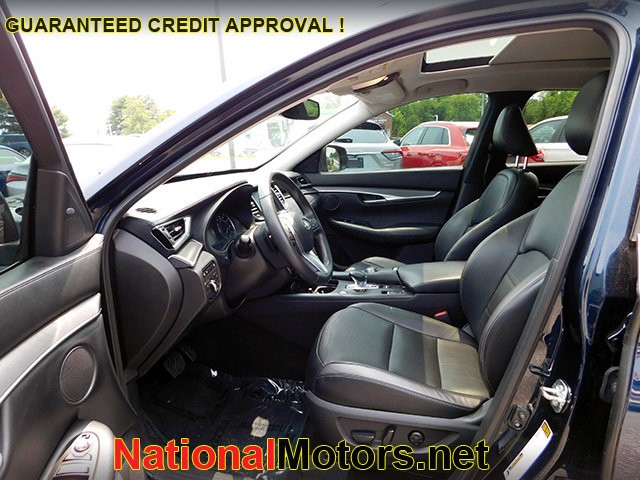 INFINITI QX50 Vehicle Image 17