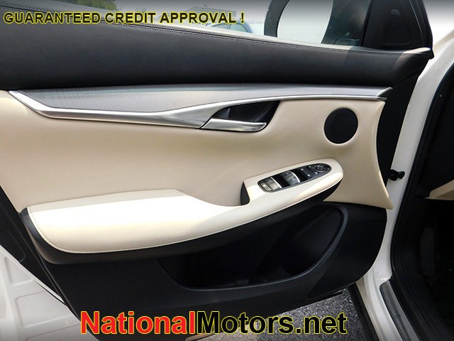 INFINITI QX50 Vehicle Image 14