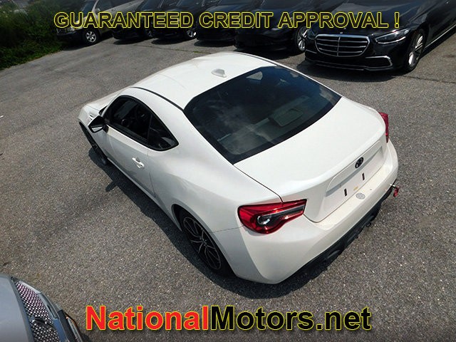 Toyota 86 Vehicle Image 04