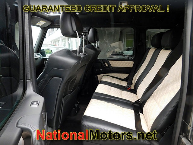 Mercedes-Benz G-Class Vehicle Image 12