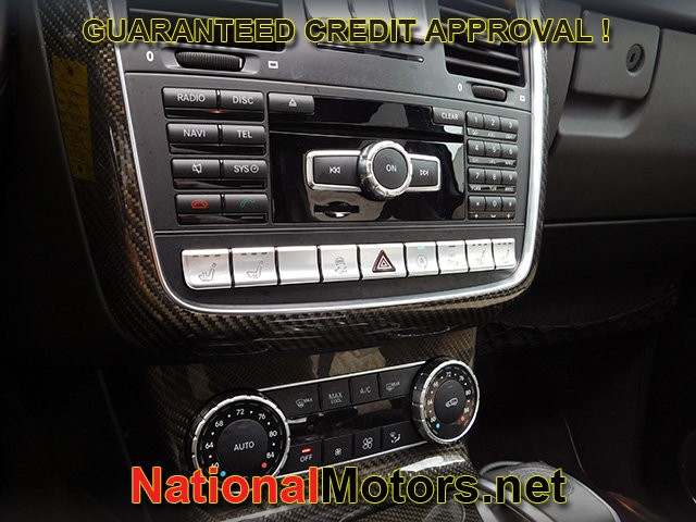Mercedes-Benz G-Class Vehicle Image 19