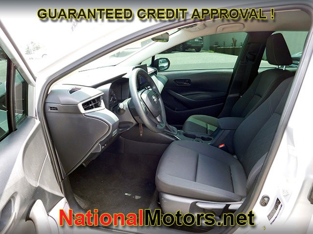 Toyota Corolla Vehicle Image 12
