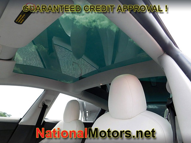 Tesla Model 3 Vehicle Image 12