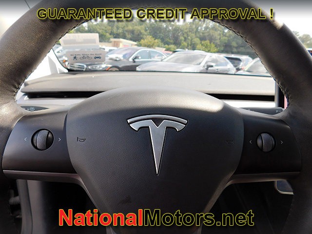 Tesla Model 3 Vehicle Image 16