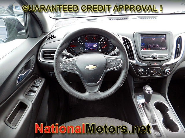 Chevrolet Equinox Vehicle Image 12