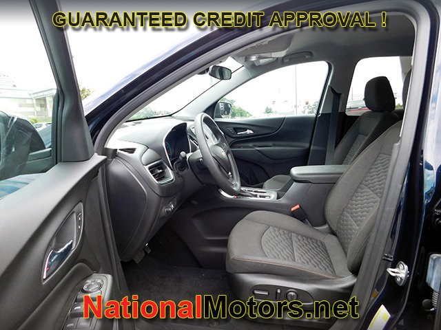 Chevrolet Equinox Vehicle Image 14