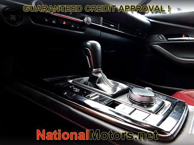 Mazda CX-30 Vehicle Image 18