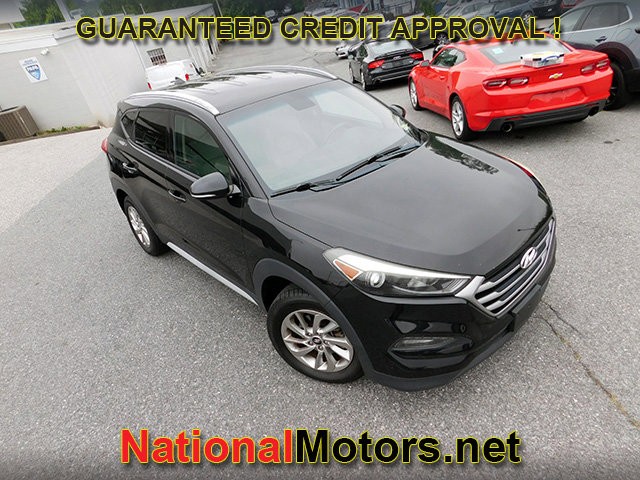 Hyundai Tucson Vehicle Image 02