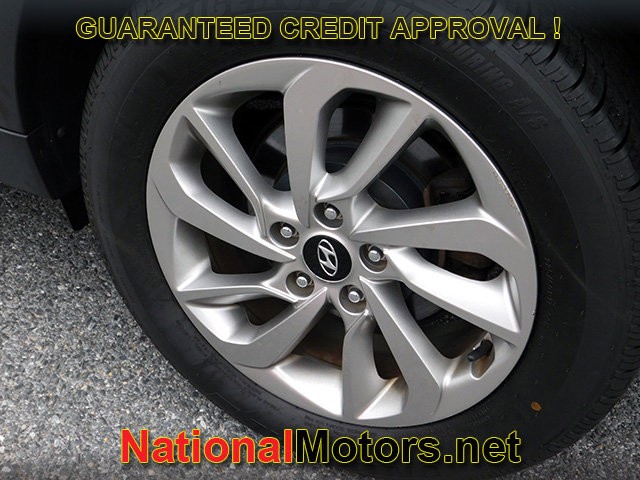 Hyundai Tucson Vehicle Image 06