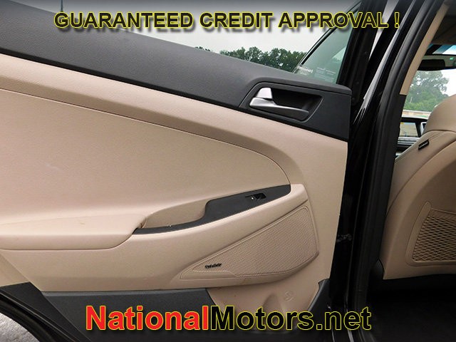 Hyundai Tucson Vehicle Image 07