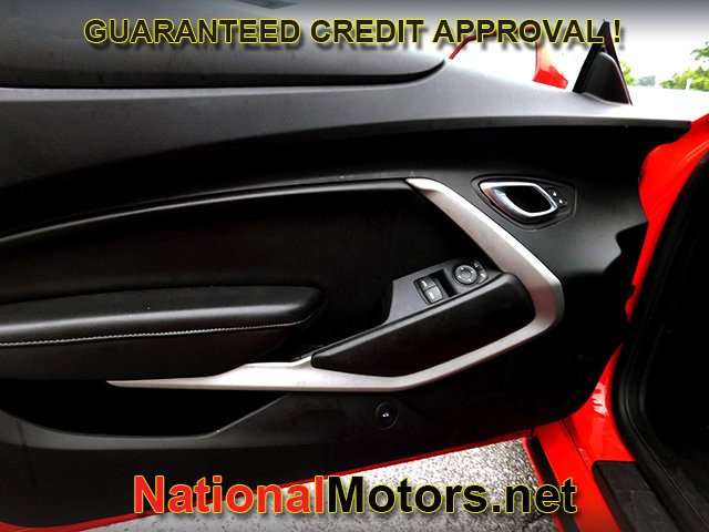 Chevrolet Camaro Vehicle Image 09