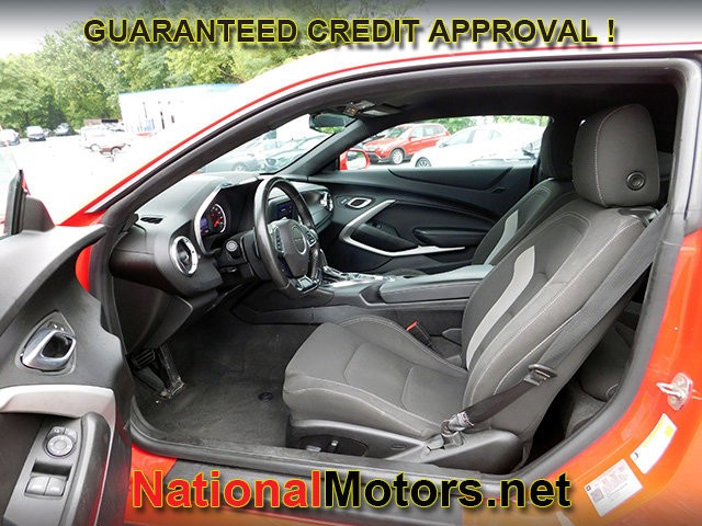 Chevrolet Camaro Vehicle Image 10