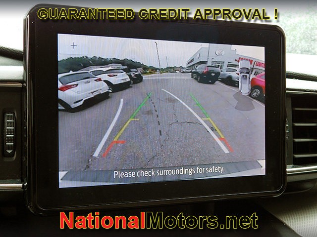 Ford Explorer Vehicle Image 20