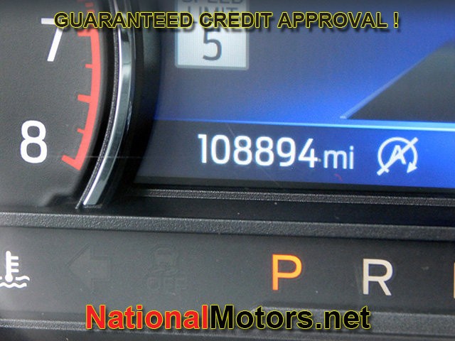 Ford Explorer Vehicle Image 25
