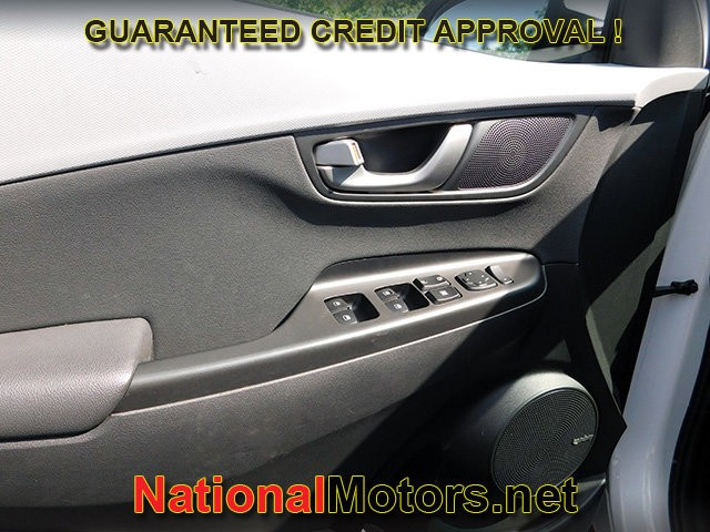 Hyundai Kona Vehicle Image 13