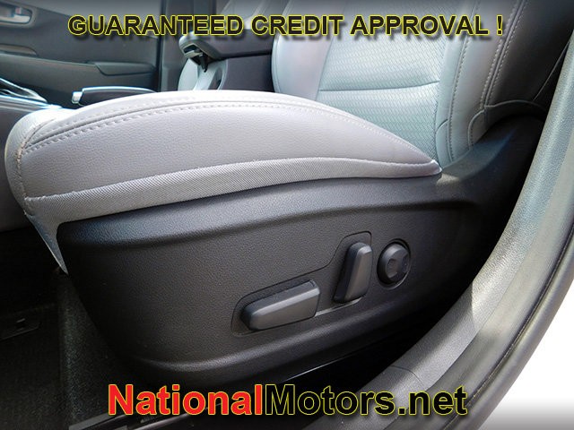 Hyundai Kona Vehicle Image 15