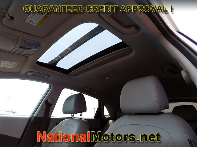 Hyundai Kona Vehicle Image 16