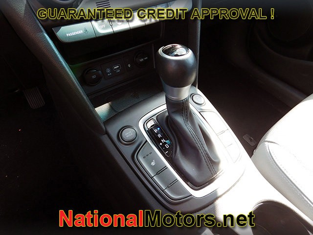 Hyundai Kona Vehicle Image 20