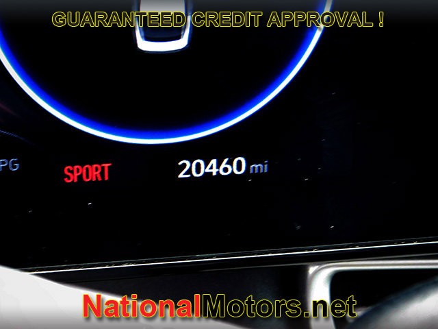 Hyundai Elantra Vehicle Image 19
