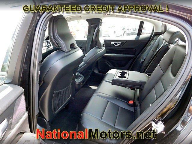 Volvo S60 Vehicle Image 10