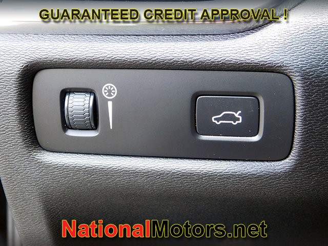 Volvo S60 Vehicle Image 23