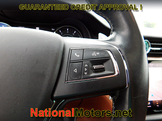 Maserati Quattroporte Vehicle Image 22