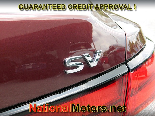 Nissan Sentra Vehicle Image 04