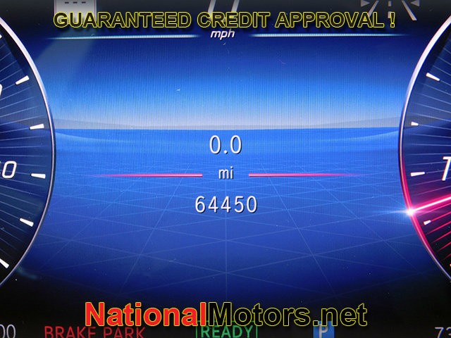 Mercedes-Benz S-Class Vehicle Image 19