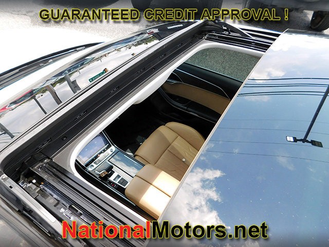 Audi A8 Vehicle Image 06