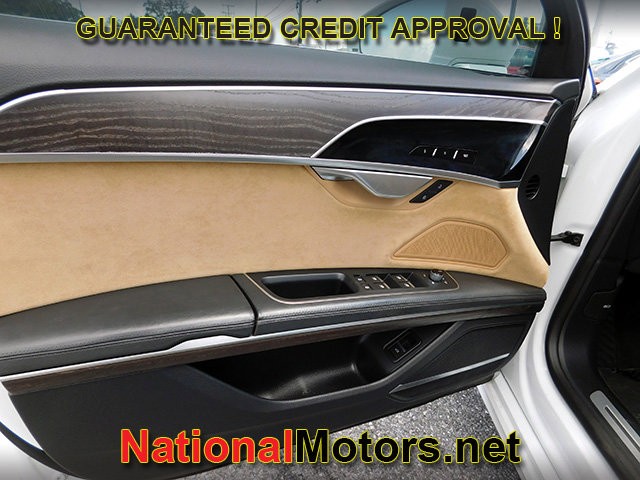 Audi A8 Vehicle Image 16