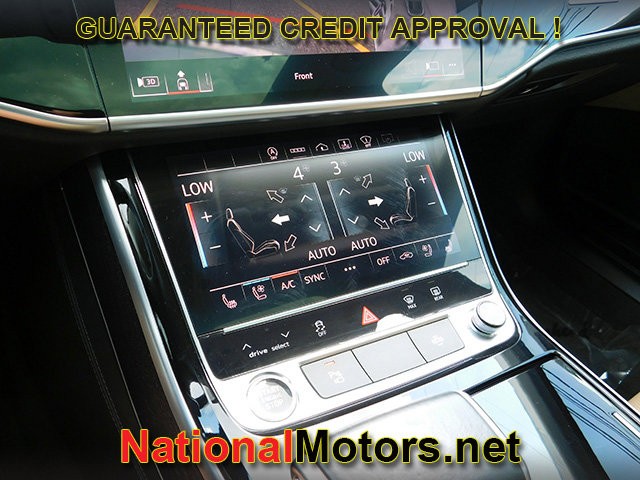 Audi A8 Vehicle Image 21