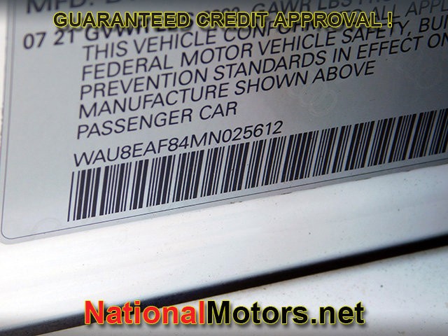 Audi A8 Vehicle Image 32