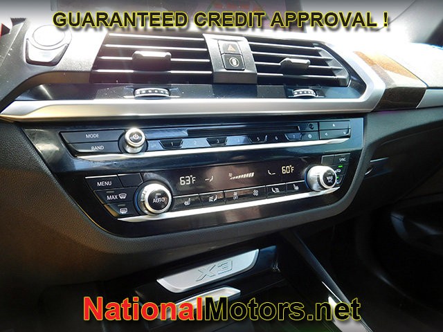 BMW X3 Vehicle Image 16