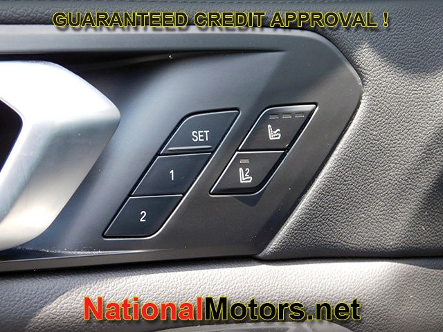 BMW X5 Vehicle Image 17