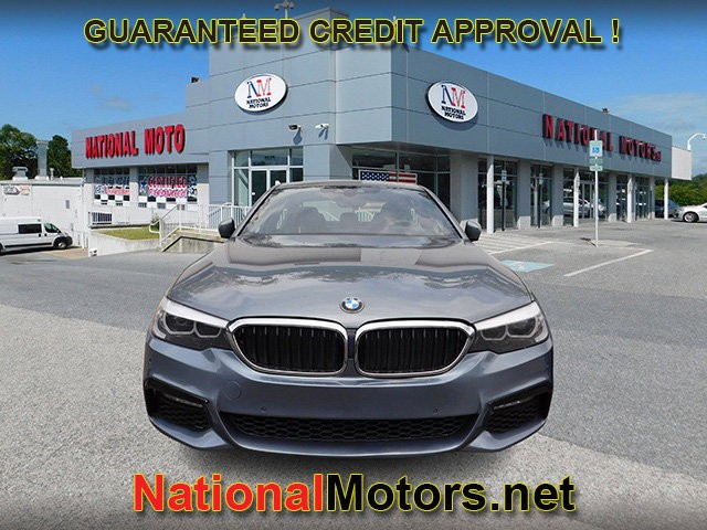 BMW 5 Series Vehicle Image 02