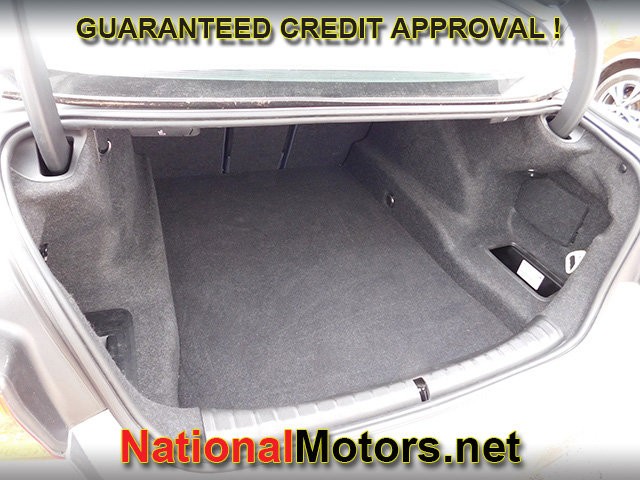 BMW 5 Series Vehicle Image 05